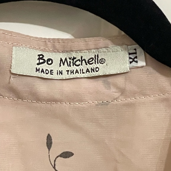 pink flowy top - Picture 3 of 3